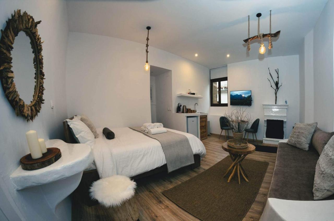 Plaza Guest House Με Tζάκι Арахова Екстериор снимка